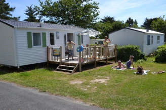 Camping La Mer Blanche 3*, Camping 4* à Bénodet (Finistère) - Location Mobil Home pour 4 personnes