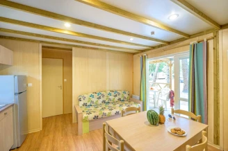 Camping Les Biches 4*, Camping 4* à Saint Hilaire de Riez (Vendée) - Location Chalet pour 7 personnes - Photo N°4