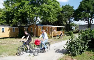 Camping Kerarno 4*, Camping 4* à Saint Philibert (Morbihan) - Location Mobil Home pour 6 personnes - Photo N°10