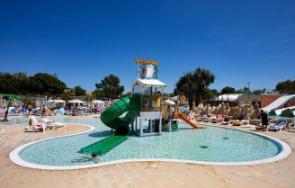 Camping Le Soleil de la Mediterranée 5*, Camping 5* à Saint Cyprien Plage (Pyrénées Orientales) - Location Mobil Home pour 6 personnes - Photo N°11