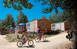 Camping Les Demoiselles 3*, Camping 3* à Saint Hilaire de Riez (Vendée) - Location Mobil Home pour 6 personnes - Photo N°4