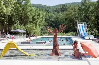 Camping Le Moulin 3*, Camping 4* à Martres Tolosane (Haute Garonne) - Location Tente équipée pour 4 personnes - Photo N°2