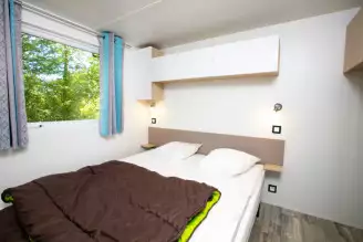 Camping Les Hirondelles 4*, Camping 3* à Loupiac (Lot) - Location Mobil Home pour 6 personnes - Photo N°4