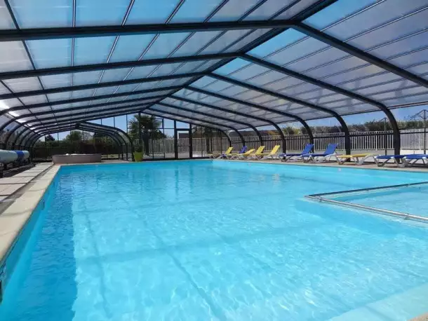 Camping Le Rouge Gorge 4*, Camping 4* à Saint Laurent sur Sèvre (Vendée) - Location Tente équipée pour 7 personnes - Photo N°2