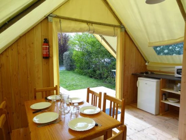 Camping Le Rouge Gorge 4*, Camping 4* à Saint Laurent sur Sèvre (Vendée) - Location Tente équipée pour 7 personnes - Photo N°16