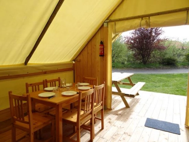 Camping Le Rouge Gorge 4*, Camping 4* à Saint Laurent sur Sèvre (Vendée) - Location Tente équipée pour 7 personnes - Photo N°17