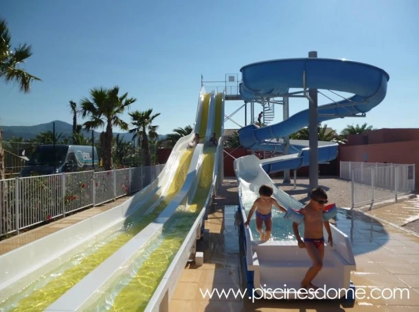 Camping Vilanova Park 4*, Camping 4* à Vilanova I la Geltru (Barcelone) - Location Bungalow pour 5 personnes - Photo N°12
