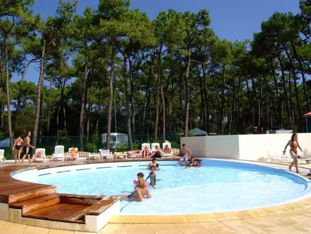 Camping de la Plage de Riez 3*, Camping 3* à Saint Hilaire de Riez (Vendée) - Location Mobil Home pour 6 personnes - Photo N°9