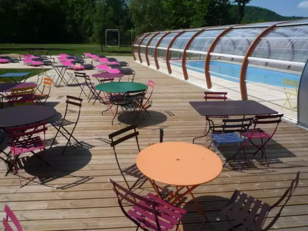 Camping Village de la Champagne, Camping 2* à Bar sur Aube (Aube) - Location Roulotte pour 5 personnes - Photo N°12