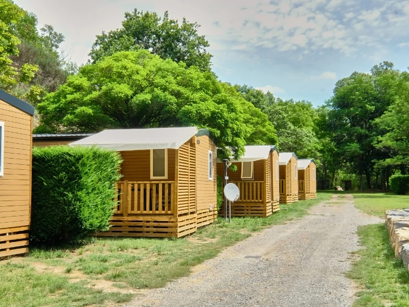 Ludo Camping 3*, Camping 3* à Lussas (Ardèche) - Location Bungalow pour 5 personnes - Photo N°7