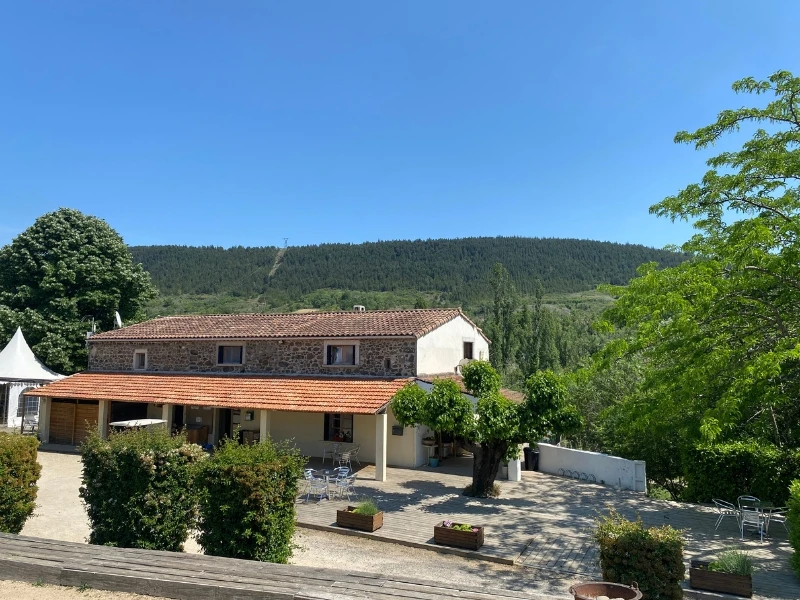 Ludo Camping 3*, Camping 3* à Lussas (Ardèche) - Location Bungalow pour 5 personnes - Photo N°12