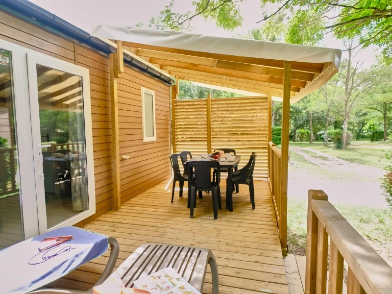 Ludo Camping 3*, Camping 3* à Lussas (Ardèche) - Location Bungalow pour 5 personnes - Photo N°14