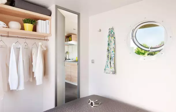 Camping Resort Els Pins 3*, Camping 3* à Malgrat de Mar (Barcelone) - Location Bungalow pour 5 personnes - Photo N°6