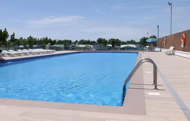 Camping Resort Els Pins 3*, Camping 3* à Malgrat de Mar (Barcelone) - Location Bungalow pour 5 personnes - Photo N°9