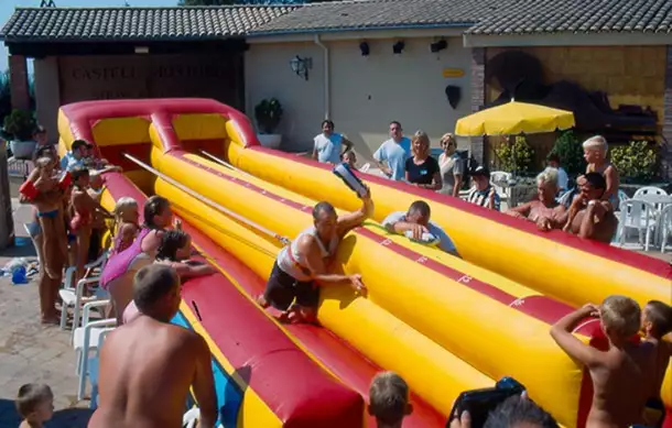Camping Castell Montgri 4*, Camping 4* à Estartit (Gérone) - Location Mobil Home pour 6 personnes - Photo N°9