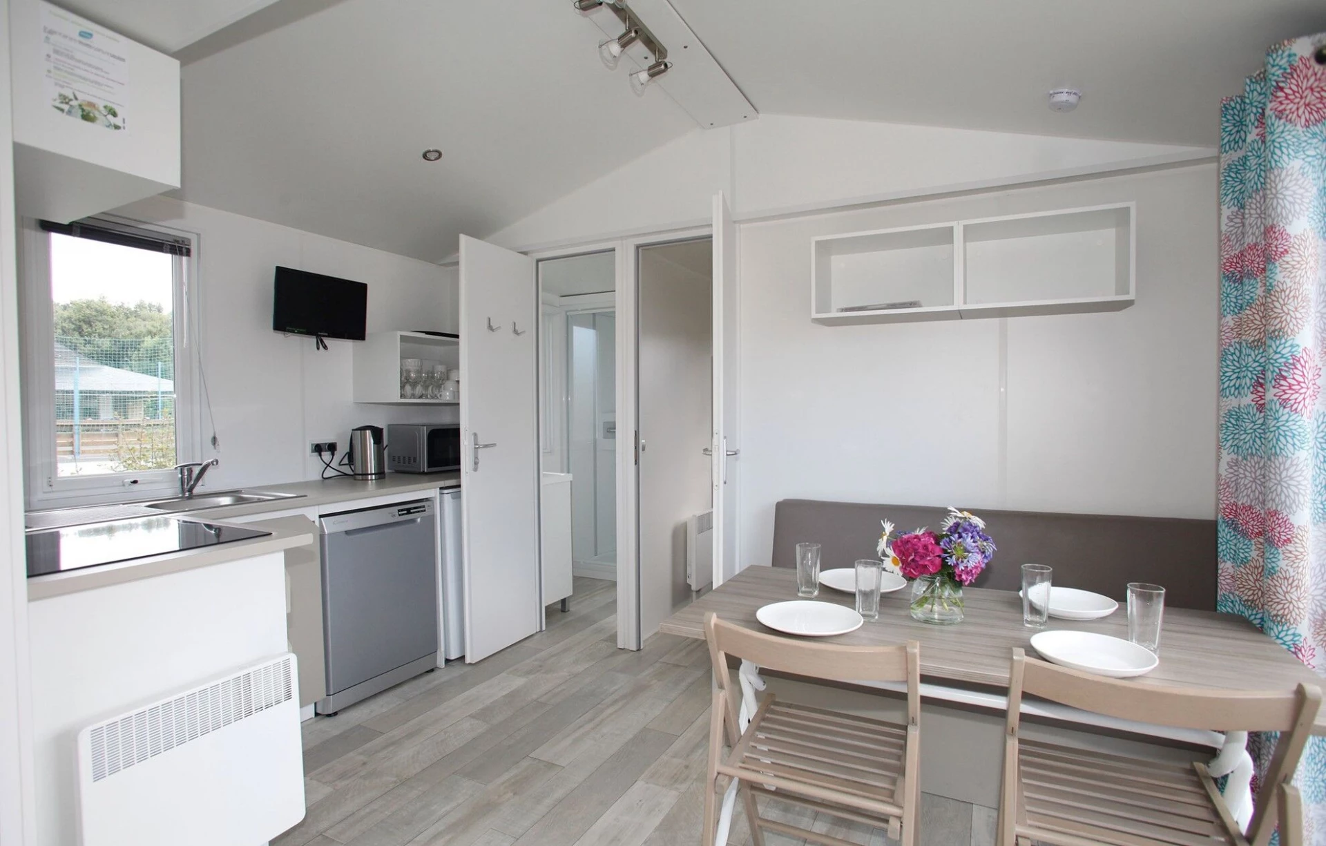 Camping Kerarno 4*, Camping 4* à Saint Philibert (Morbihan) - Location Mobil Home pour 6 personnes - Photo N°5