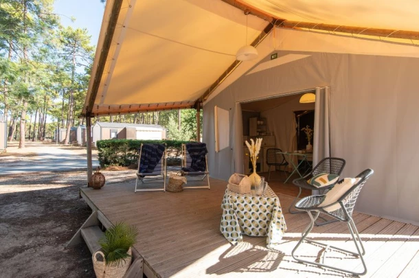 Camping Médoc Plage 4*, Camping 4* à Vendays Montalivet (Gironde) - Location Tente équipée pour 4 personnes - Photo N°10