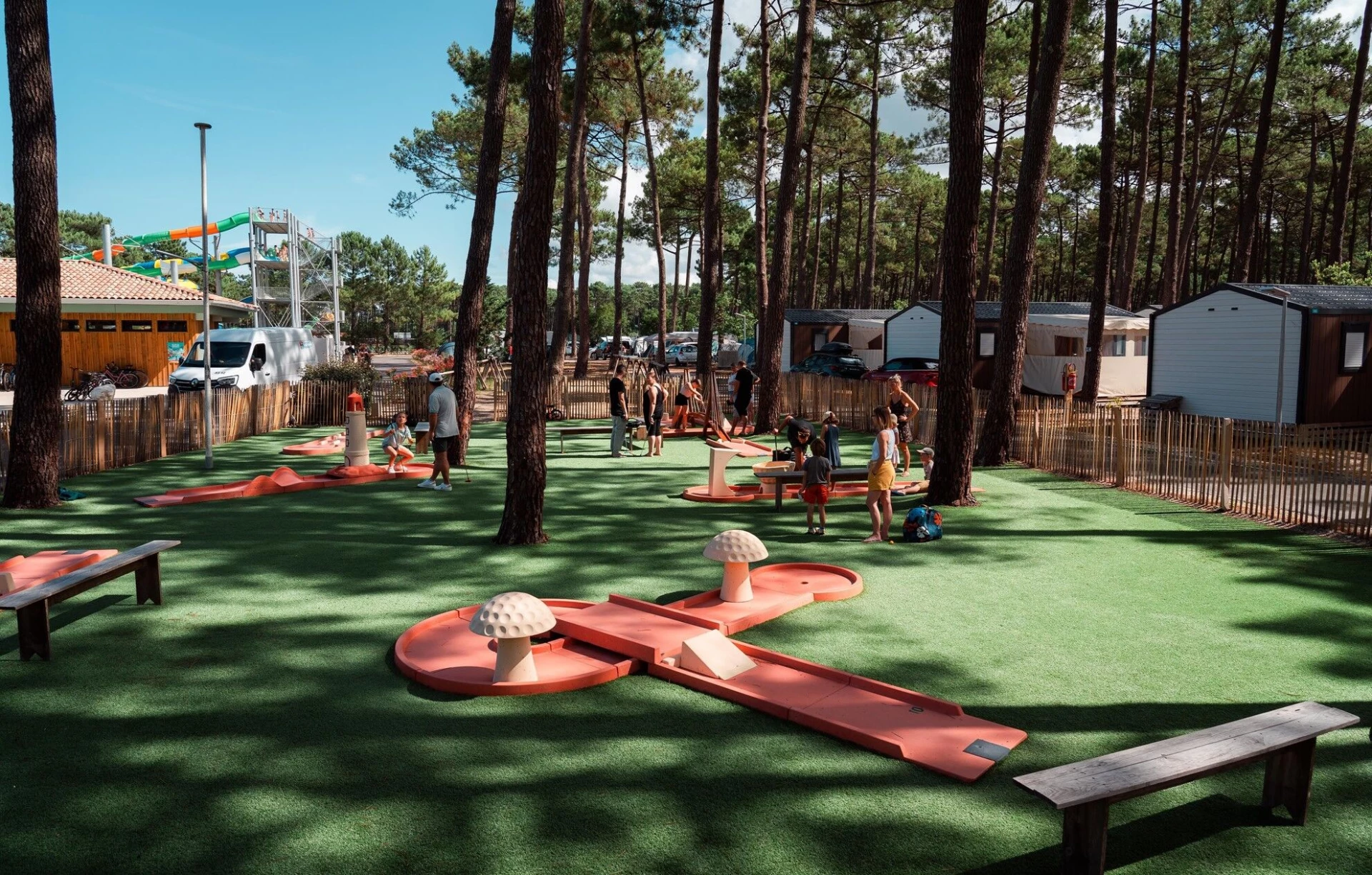 Camping Médoc Plage 4*, Camping 4* à Vendays Montalivet (Gironde) - Location Tente équipée pour 4 personnes - Photo N°17