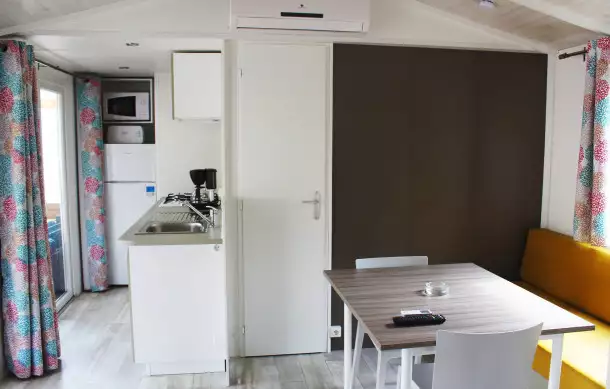 Camping Vilanova Park 4*, Camping 4* à Vilanova I la Geltru (Barcelone) - Location Chalet pour 6 personnes - Photo N°4