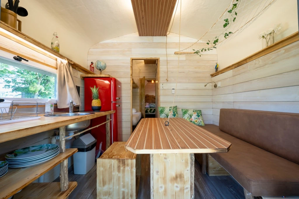 Camping Village des Monédières, Camping 3* à Chamberet (Corrèze) - Location Bungalow pour 5 personnes - Photo N°4
