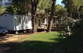 Camping Le Bellevue 4*, Camping 4* à Valras Plage (Hérault) - Location Mobil Home pour 6 personnes - Photo N°1