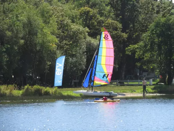 Camping le Lac O Fées 3*, Camping 3* à Priziac (Morbihan) - Location Tente équipée pour 2 personnes - Photo N°6