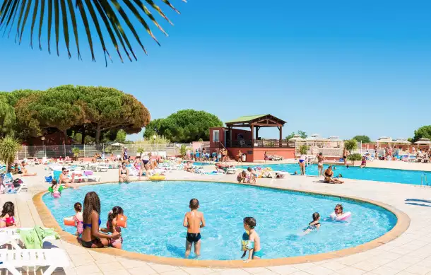 Camping Le Bellevue 4*, Camping 4* à Valras Plage (Hérault) - Location Mobil Home pour 6 personnes - Photo N°3