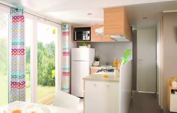 Camping Le Bellevue 4*, Camping 4* à Valras Plage (Hérault) - Location Mobil Home pour 6 personnes - Photo N°5