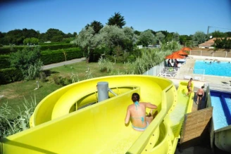 Camping Aqua 3 Masses 3*, Camping 3* à Saint Pierre d'Oléron (Charente Maritime) - Location Tente équipée pour 4 personnes - Photo N°5