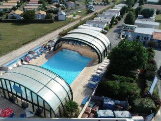 Camping Le Grand'R 4*, Camping 4* à La Faute sur Mer (Vendée) - Location Tente équipée pour 4 personnes - Photo N°3