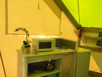 Camping Le Grand'R 4*, Camping 4* à La Faute sur Mer (Vendée) - Location Tente équipée pour 4 personnes - Photo N°4