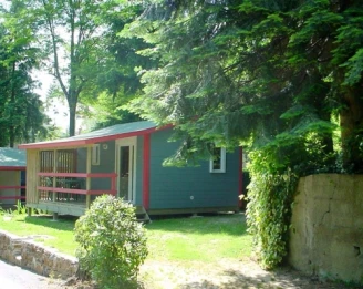 Camping des Sources 3*, Camping 3* à Saint Jean du Gard (Gard) - Location Chalet pour 5 personnes - Photo N°2