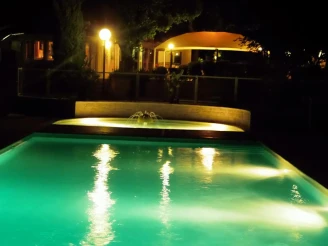 Camping des Sources 3*, Camping 3* à Saint Jean du Gard (Gard) - Location Chalet pour 8 personnes - Photo N°3