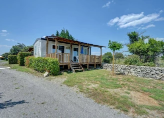 Camping Beaume Giraud 3*, Camping 3* à Balazuc (Ardèche) - Location Mobil Home pour 4 personnes - Photo N°1