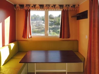 Camping Beaume Giraud 3*, Camping 3* à Balazuc (Ardèche) - Location Mobil Home pour 4 personnes - Photo N°4