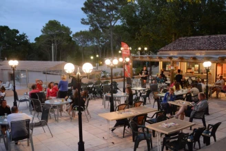 Camping Lou Cantaire 3*, Camping 3* à Fayence (Var) - Location Mobil Home pour 4 personnes - Photo N°20