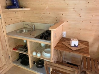 Camping L'Étang du Pays Blanc 3*, Camping 3* à Guérande (Loire Atlantique) - Location Bungalow pour 2 personnes - Photo N°3