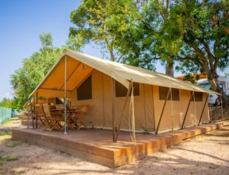 Camping Cambrils Caban 3*, Camping 1* à Cambrils (Tarragone) - Location Tente équipée pour 4 personnes