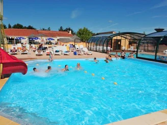 Camping La Trevillière 4* Ze collection, Camping 4* à Bretignolles sur Mer (Vendée) - Location Mobil Home pour 2 personnes - Photo N°4