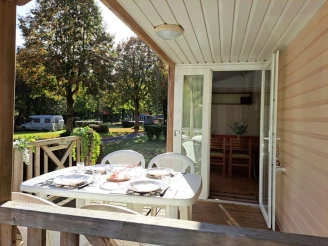 Camping Le Soulhol 3*, Camping 3* à Saint Céré (Lot) - Location Mobil Home pour 4 personnes - Photo N°2