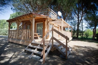 Camping Les Casteillets 3*, Camping 3* à Saint Jean Pla de Corts (Pyrénées Orientales) - Location Mobil Home pour 4 personnes - Photo N°2