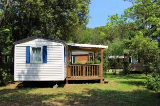 Camping Les Casteillets 3*, Camping 3* à Saint Jean Pla de Corts (Pyrénées Orientales) - Location Mobil Home pour 4 personnes - Photo N°3