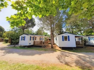 Camping Les Casteillets 3*, Camping 3* à Saint Jean Pla de Corts (Pyrénées Orientales) - Location Mobil Home pour 4 personnes - Photo N°4