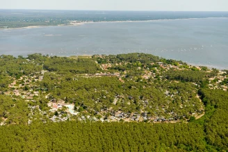 Camping Les Embruns 4* Ze collection, Camping 4* à Lège Cap Ferret (Gironde) - Location Mobil Home pour 5 personnes - Photo N°13