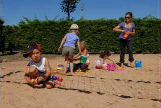 Camping Les Ilates 4*, Camping 4* à Loix (Charente Maritime) - Location Tente équipée pour 5 personnes - Photo N°13
