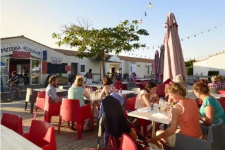 Camping Les Ilates 4*, Camping 4* à Loix (Charente Maritime) - Location Tente équipée pour 5 personnes - Photo N°20