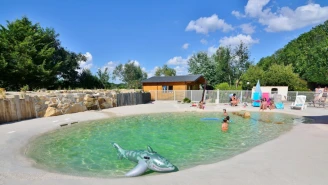 Camping Les Peupliers 3*, Camping 3* à Pouldreuzic (Finistère) - Location Mobil Home pour 6 personnes - Photo N°3