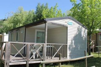 Camping Saint Amand 4*, Camping 4* à Laurac en Vivarais (Ardèche) - Location Mobil Home pour 4 personnes - Photo N°1