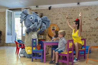 Camping Sequoia Parc 5* Ze collection, Camping 5* à Saint Just Luzac (Charente Maritime) - Location Mobil Home pour 4 personnes - Photo N°11