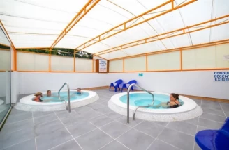 Camping de la Plage Bénodet 4*, Camping 4* à Bénodet (Finistère) - Location Mobil Home pour 4 personnes - Photo N°15